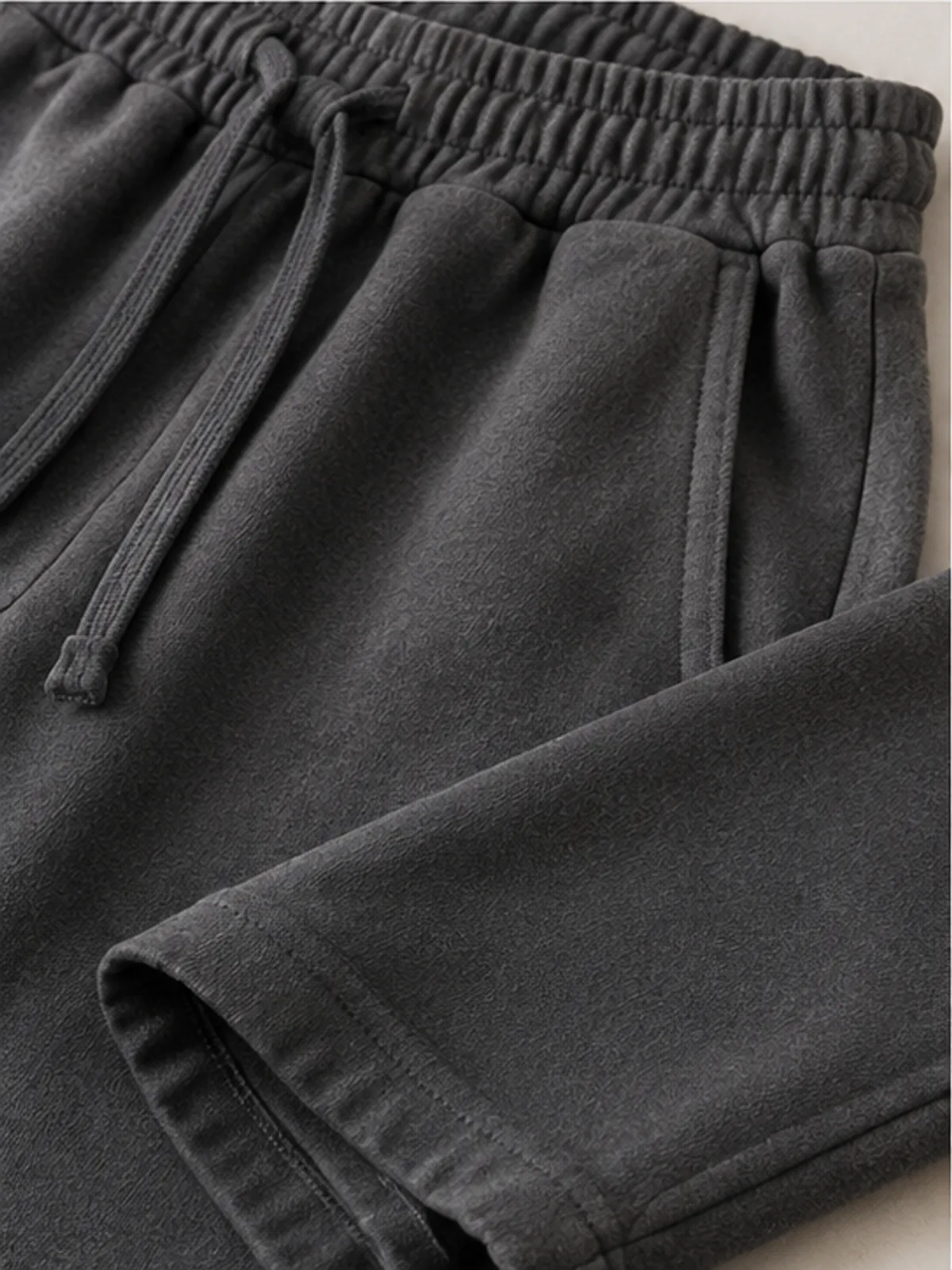 coast lounge pants 3.webp Close-up of the cotton weave and stitching on the coast lounge pants
